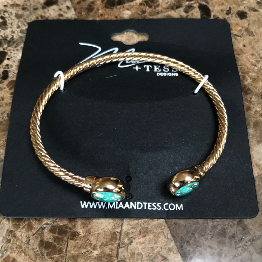 Women’s bracelet